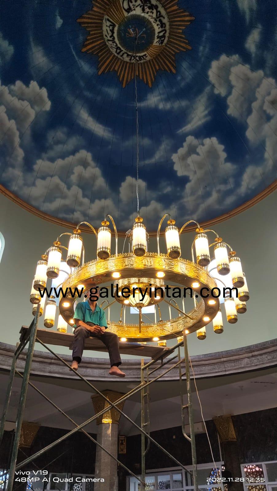 Lampu Hias Masjid Nabawi